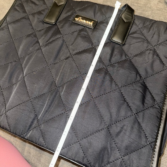 Black Quilted Laptop Tote Bag - Picture 9 of 9